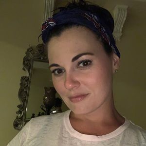 Meet your Posher, Angie